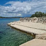 Kuca Za Odmor Buba, Otok Zut