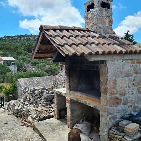 Kuca Za Odmor Buba, Otok Zut * Pristanisce