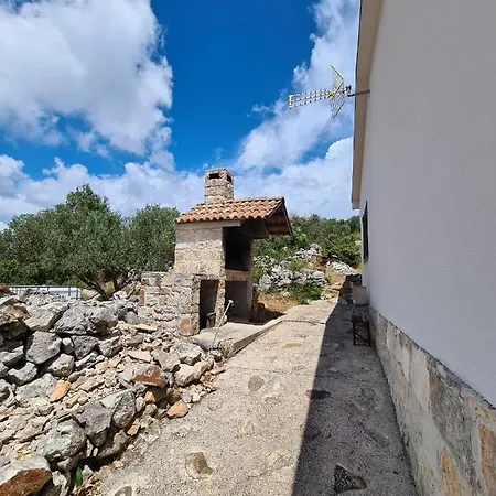 Kuca Za Odmor Buba Ferienhaus Murter