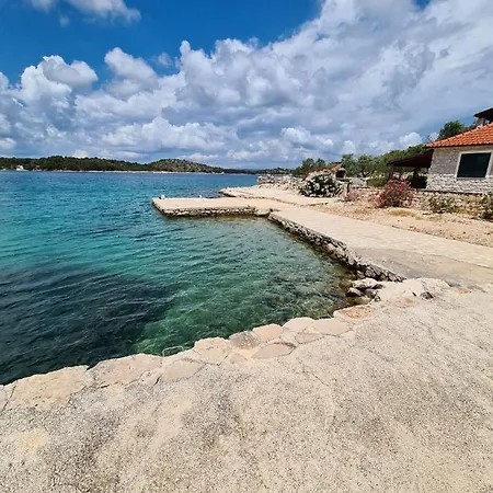 Kuca Za Odmor Buba, Otok Zut Pristanisce