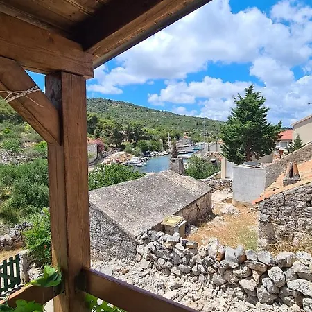 Kuca Za Odmor Buba, Otok Zut *