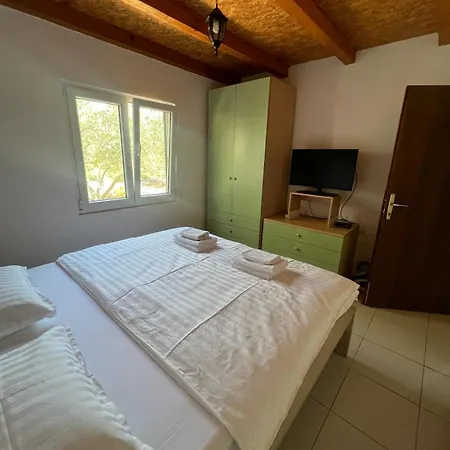 Kuca Za Odmor Buba, Otok Zut